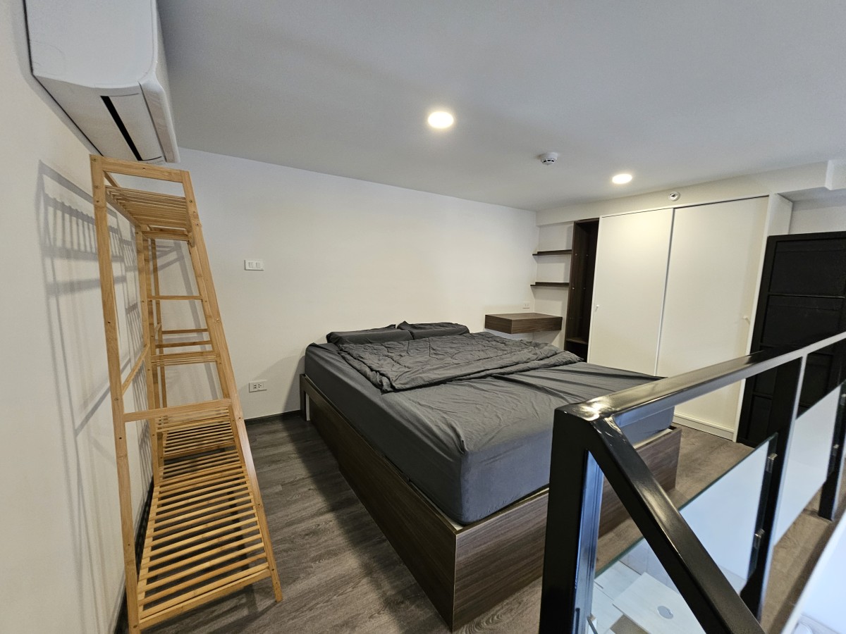 ขายด่วน! คอนโดหรู 2 ชั้นสไตล์ Duplex ใกล้ MRT บางกะปิ