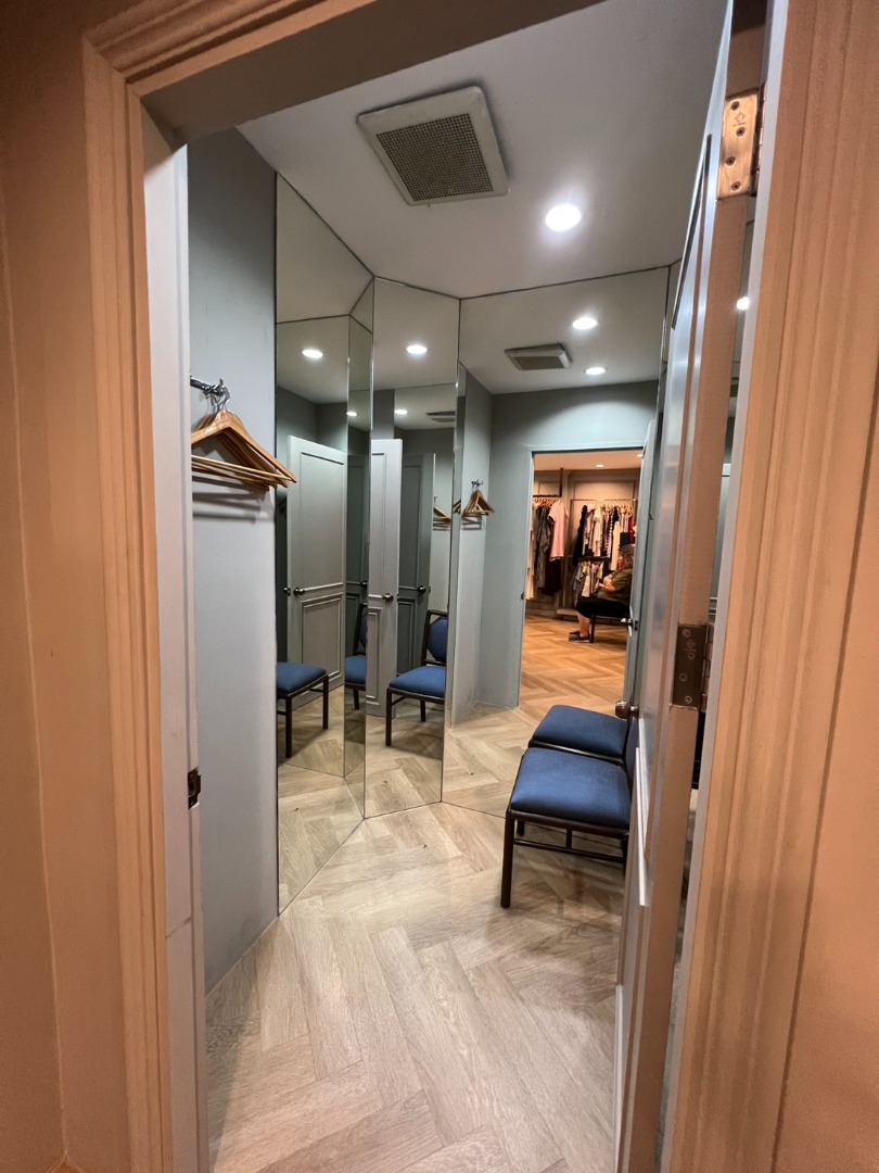 6906-081 4-Storey Townhome for Rent in Thonglor-Ekamai, Ideal for office, small business, 1.5 km from BTS Thonglor