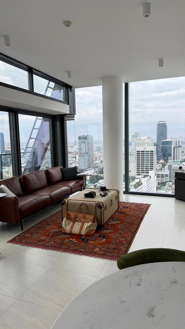 6906-085 Condo for Sale/Rent in Sathorn-Silom area, Tait Sathorn12, next to BTS Saint Louis