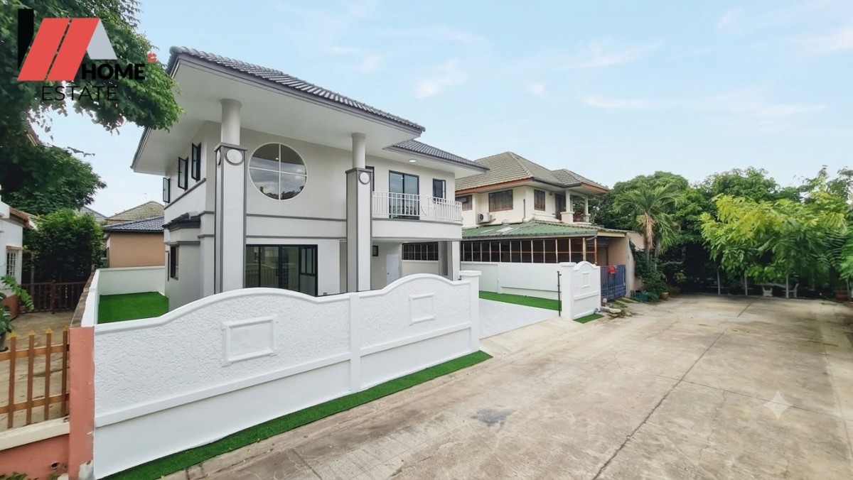 หมู่บ้านดิเอมเมอรัลด์ การ์เด้นฯ บ้านเดี่ยวหลังใหญ่