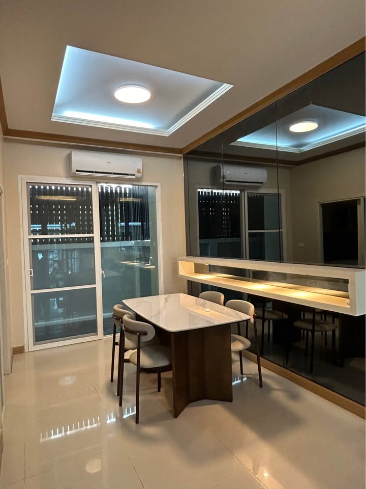 6907-004 ให้เช่า ทาวน์โฮม 3 ชั้น เพิ่งรีโนเวท ลาดพร้าว นาคนิวาส