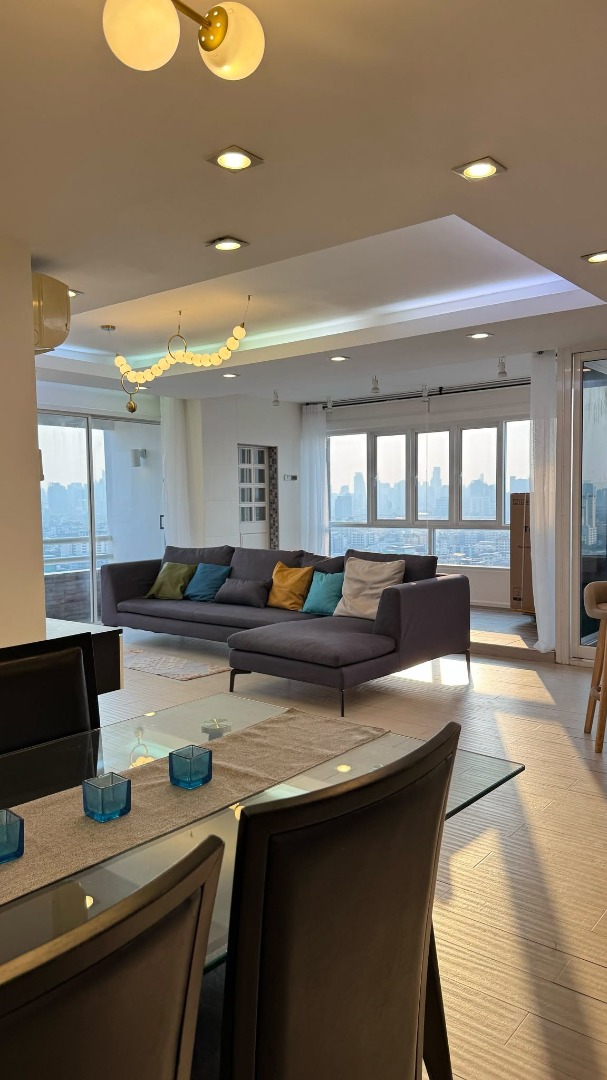 6907-029 Condo for Rent in Ratchada,  Srivara Mansion, MRT Thailand Cultural Center