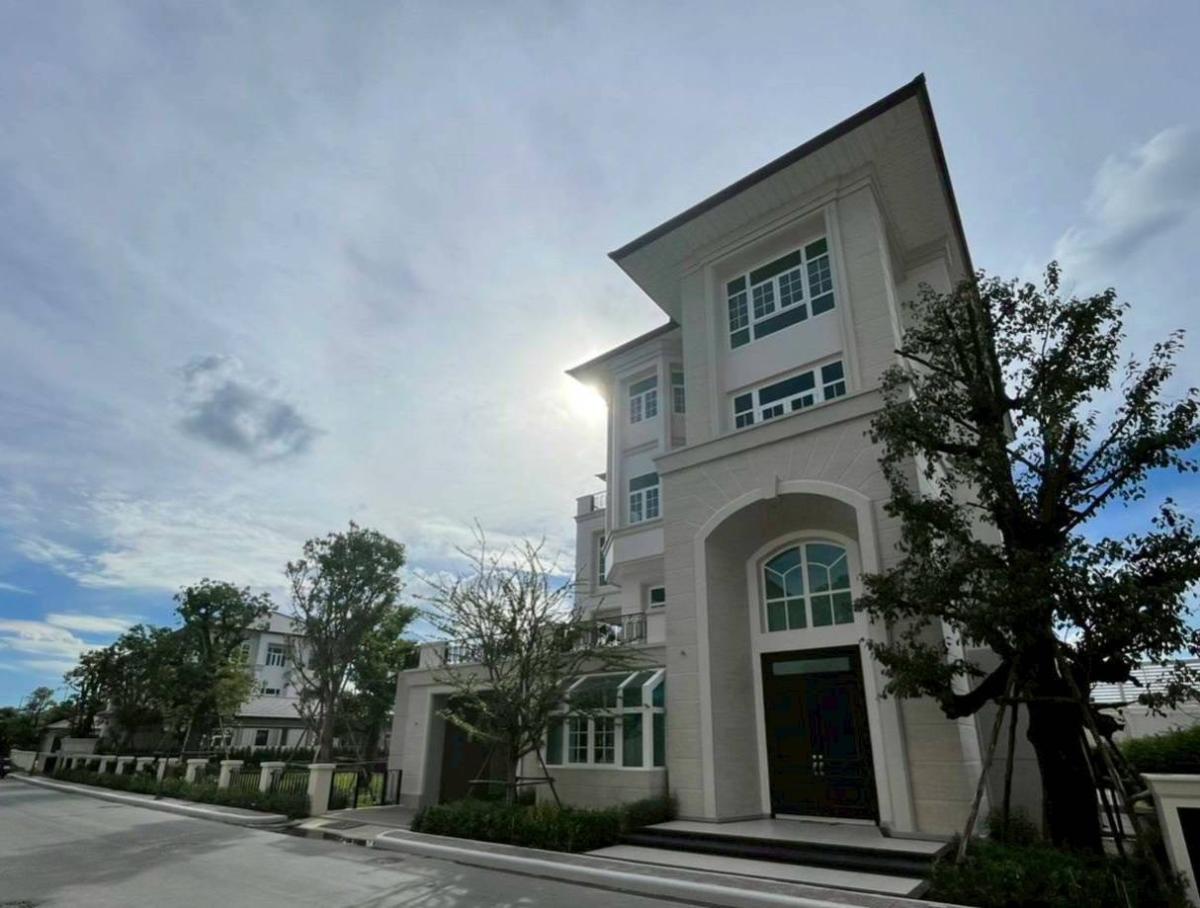 6905-130 ขาย บ้านหรู เลียบด่วน-รามอินทรา CRYSTAL SOLANA พร้อมพื้นที่สวน