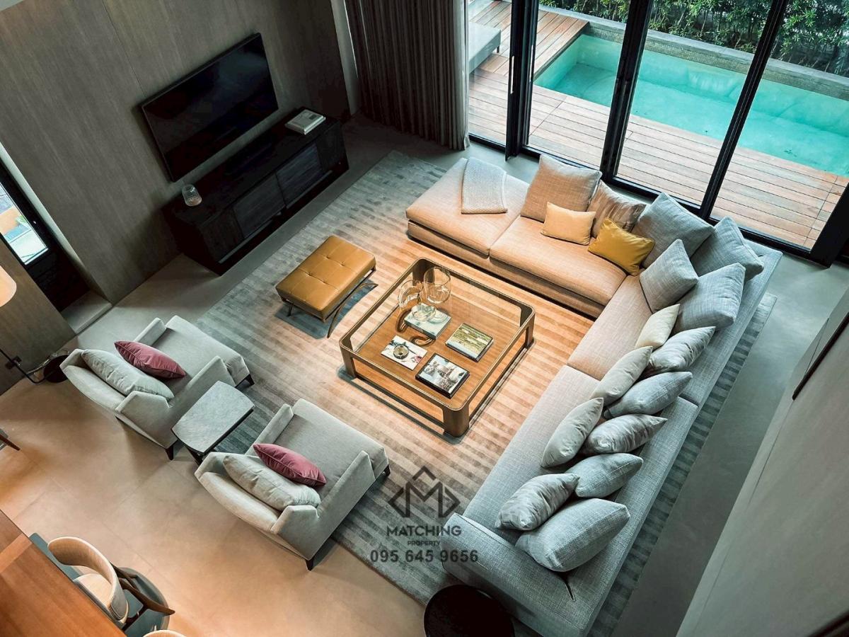 6907-064 A Private Mansion in the sky for Sale in Sathorn at Windshell Naradhiwas 