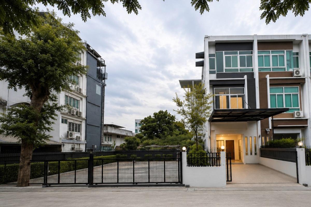 6907-103 ให้เช่า โฮมออฟฟิศ 4 ชั้น ศรีวรา ทาวน์อินทาวน์ ใกล้เส้นเลียบทางด่วนเอกมัย-รามอินทรา