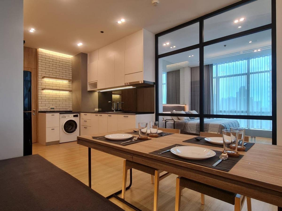 6907-109 Condo for Rent in Charoen Nakorn area, Baan Sathorn - Chaophraya, BTS Saphan Taksin