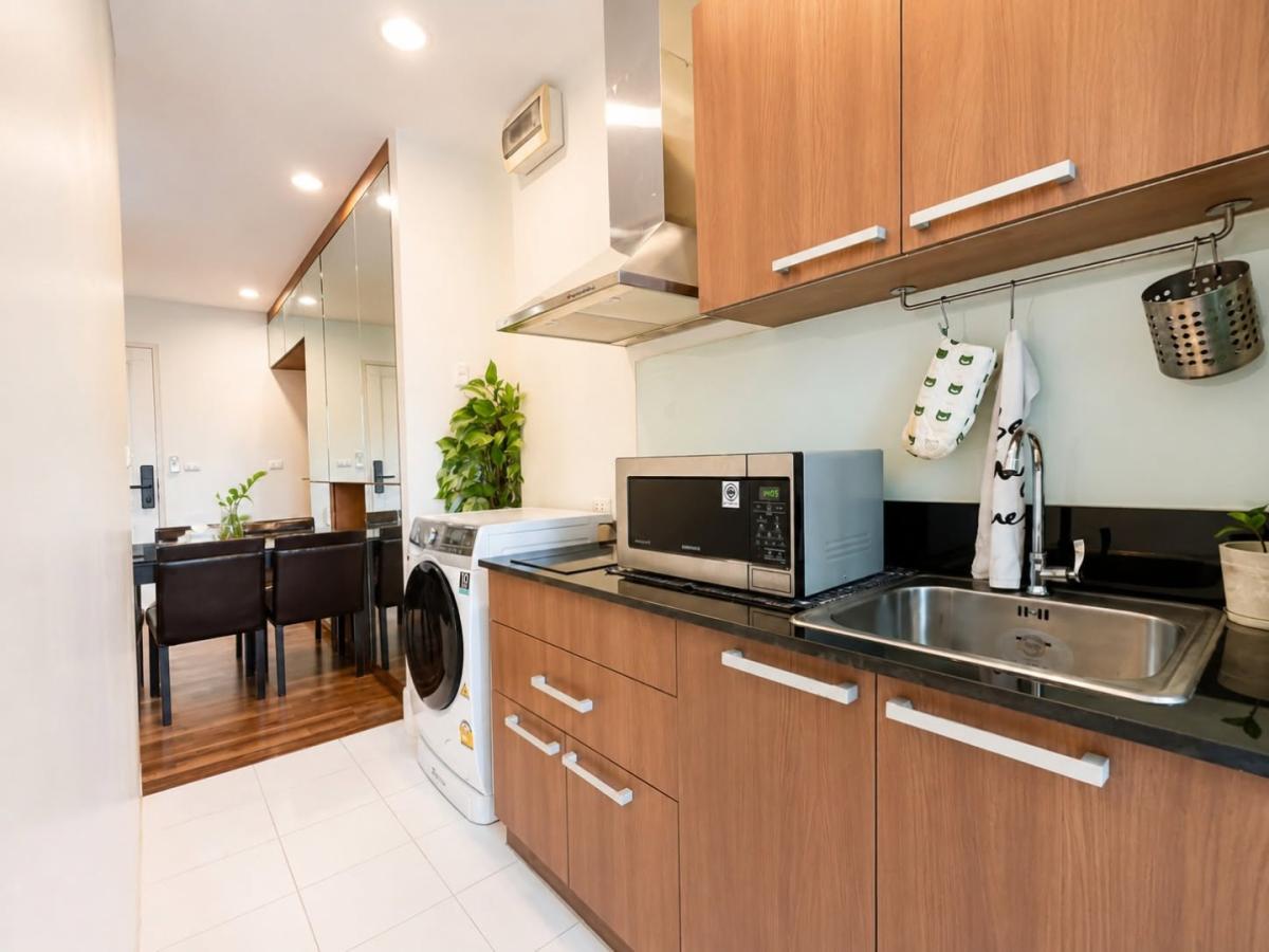 6907-117 Condo for Rent in Ratchathewi-Phayathai area, at Chewathai Ratchaprarop, next to BTS Victory monument