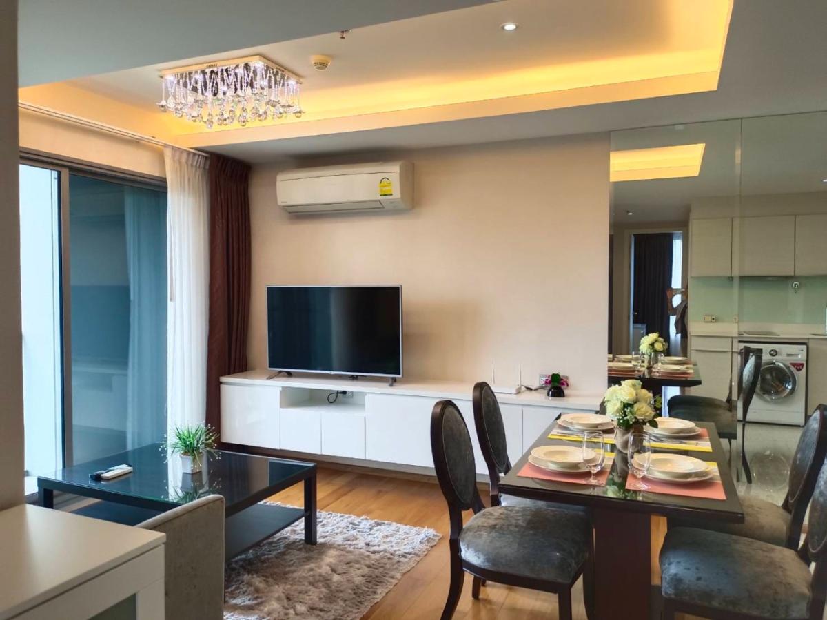6908-002 Condo for Rent in Phrompong-Thonglor area, at H Condo Sukhumvit 43, next to BTS Phrompong