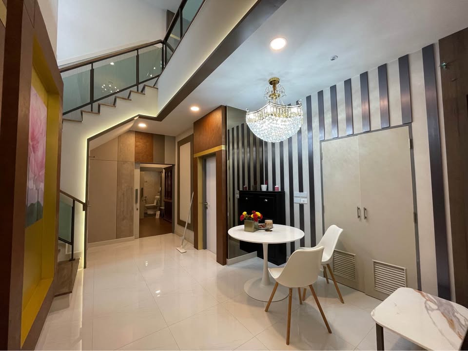 6908-023 ขาย/ให้เช่า บ้านเดี่ยว 2 ชั้น บางนา บางพลี The City Bangna 5 ห้องนอน
