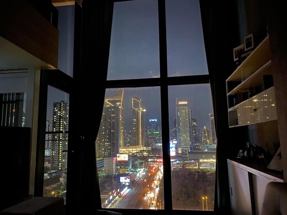 6908-035 Condo for Rent in Rama9-Petchburi area, at Chewathai Residence Asoke, next to MRT Rama9
