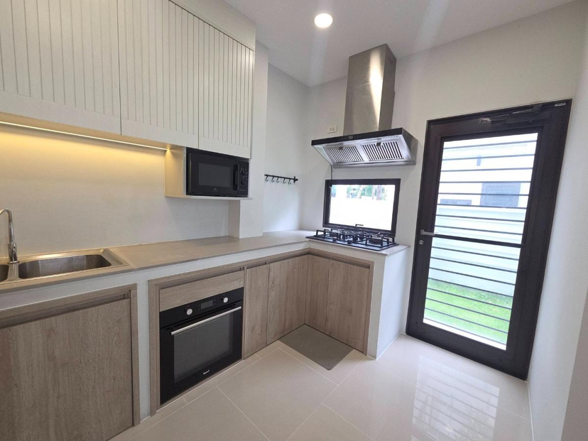 6908-118 ให้เช่า บ้านเดี่ยว กรุงเทพกรีฑา ศรีนครินทร์ AERIE Srinakarin– Krungthep Kreetha