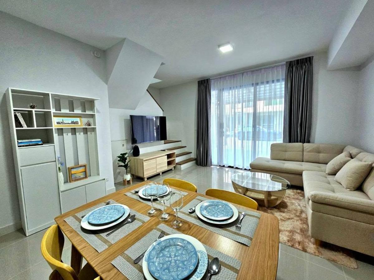 6908-140 ให้เช่า ทาวน์โฮม บางนา PLENO SUKHUMVIT BANGNA2 เลี้ยงสัตว์ได้