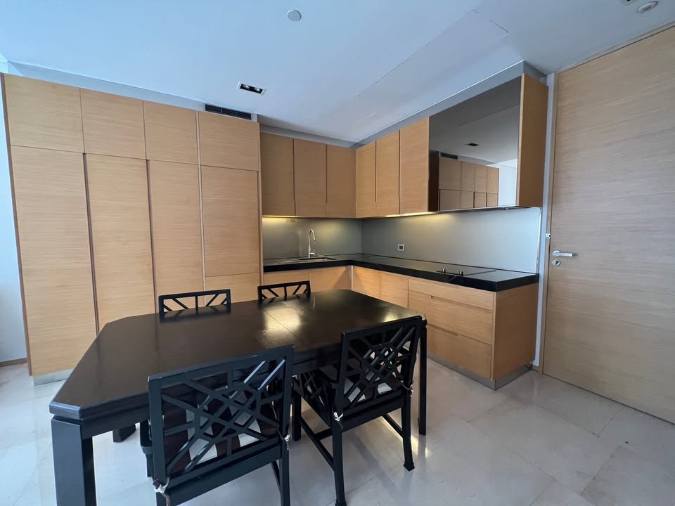 6909-013 Condo for Sale/Rent in Saladaeng-Lumpini area, at Saladaeng One, MRT Lumpini