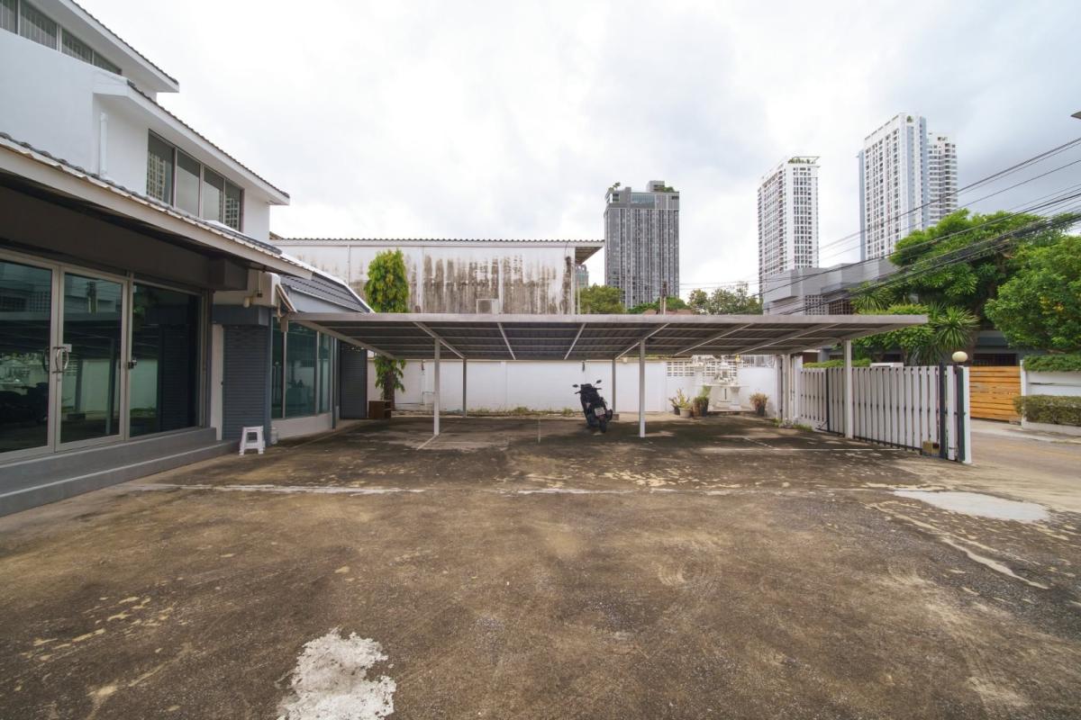6909-014 ขาย/ให้เช่า Home Office อาคารสำนักงาน ลาดพร้าว8 ใกล้ MRT ลาดพร้าว