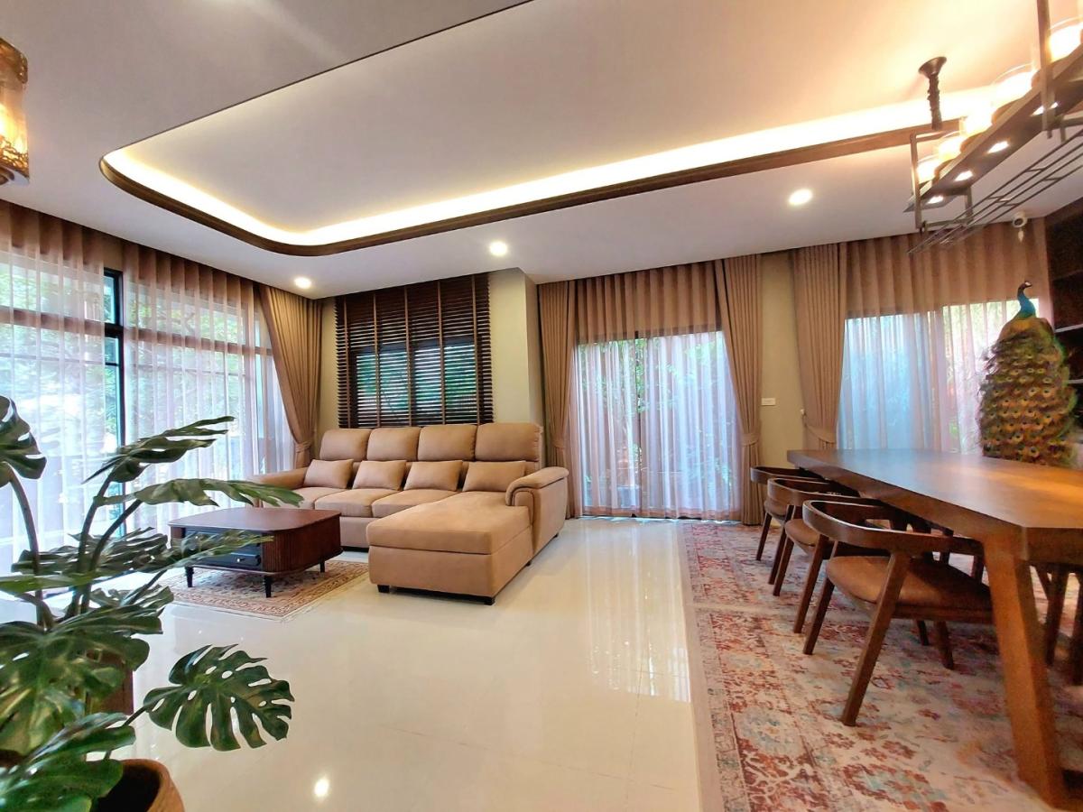 6909-048 ให้เช่า บ้านเดี่ยว กรุงเทพกรีฑา รามคำแหง โครงการ แกรนด์ บริทาเนีย พระราม 9 - กรุงเทพกรีฑา