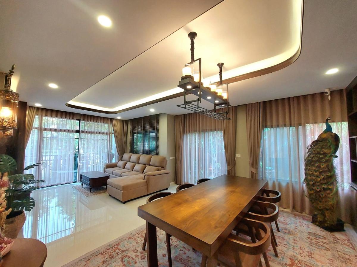 6909-048 ให้เช่า บ้านเดี่ยว กรุงเทพกรีฑา รามคำแหง โครงการ แกรนด์ บริทาเนีย พระราม 9 - กรุงเทพกรีฑา