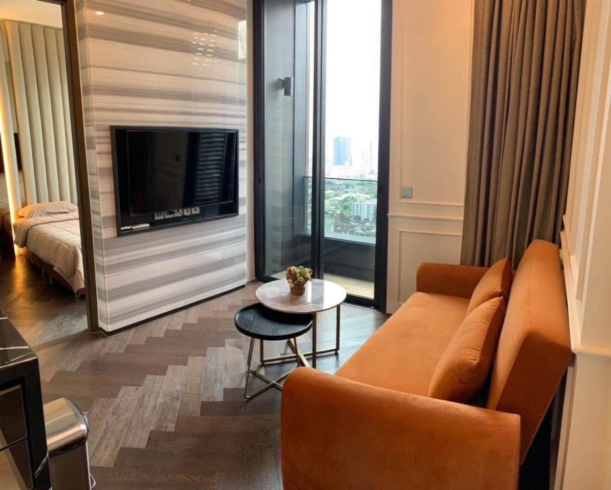 6909-052 Condo for Sale in Thonglor-Phrompong area, at The Esse Sukhumvit36 , next to BTS Thonglor