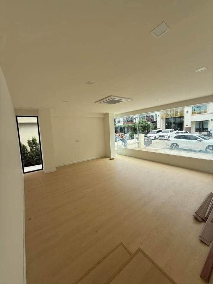 6909-057 ขาย/ให้เช่า โฮมออฟฟิศ 4 ชั้น รัชดา Regent Ratchada Tower 