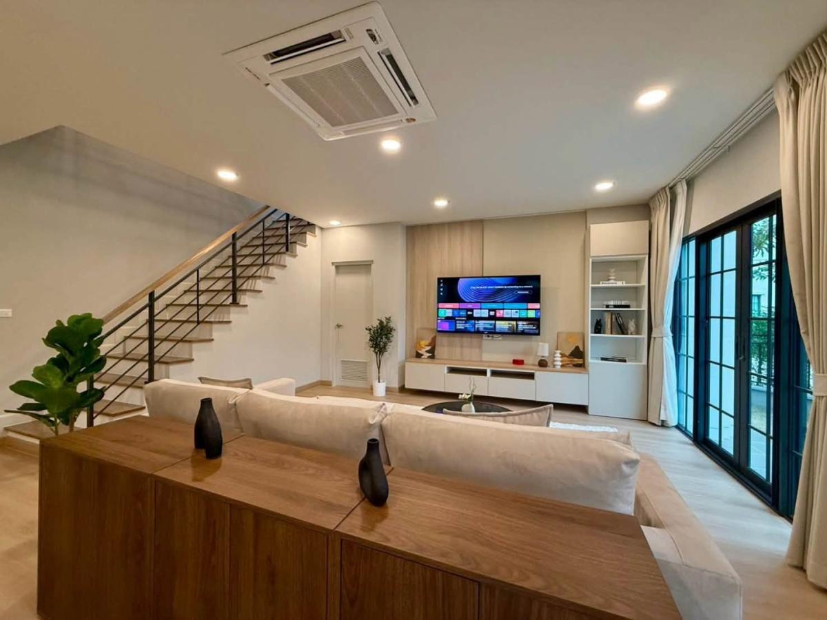 6909-075 ให้เช่า บ้านเดี่ยว บางนา Centro Bangna Phase 2 แปลงมุม หันหน้าสวน