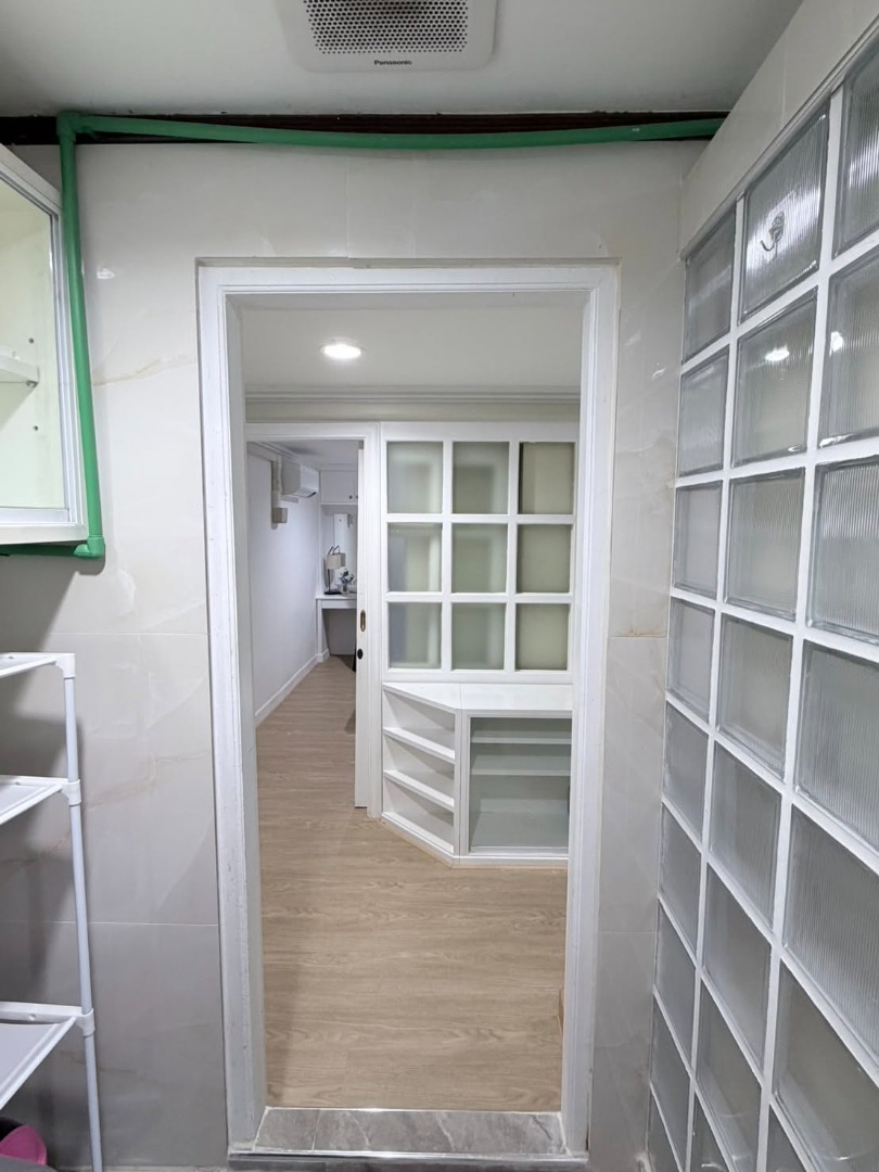 6909-083 ให้เช่า คอนโด สาทร สีลม Diamond Tower BTS ช่องนนทรี 