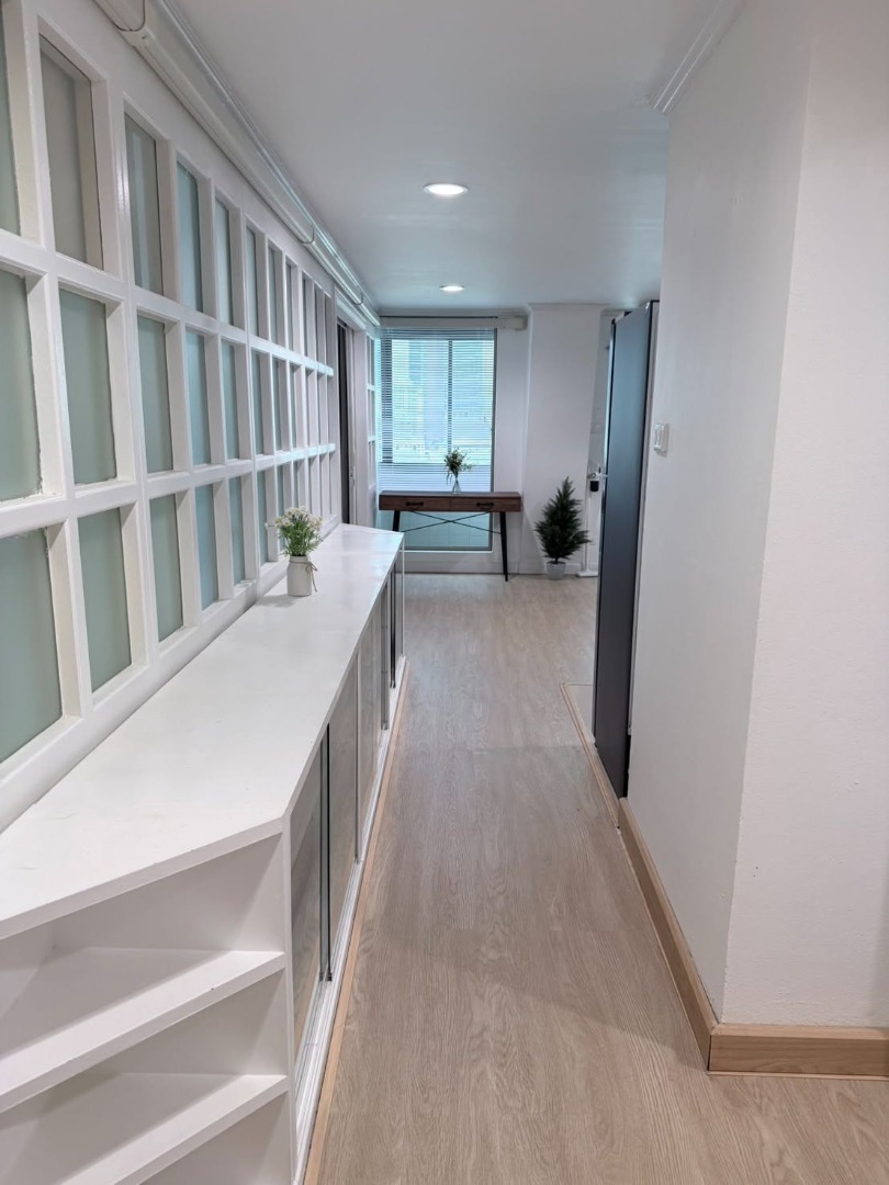 6909-083 ให้เช่า คอนโด สาทร สีลม Diamond Tower BTS ช่องนนทรี 