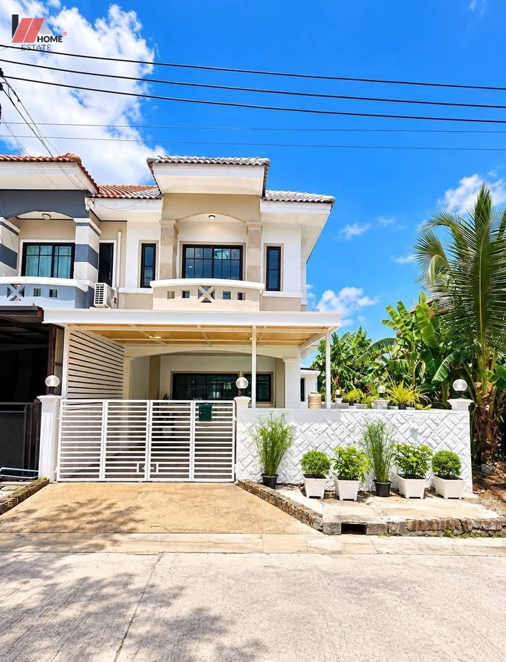 หมู่บ้านนิวเวิลด์วิลล์ (บางบัวทอง - ละหาร) รีโนเวทใหม่ทั้งหลัง สวยพร้อมเข้าอยู่