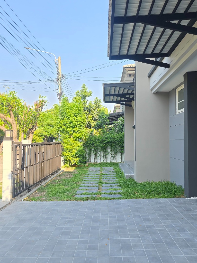 6909-102 ขาย บ้านเดี่ยว 2 ชั้น เฉลิมพระเกียรติ บางนา บางพลี Centro ศรีนครินทร์–บางนา