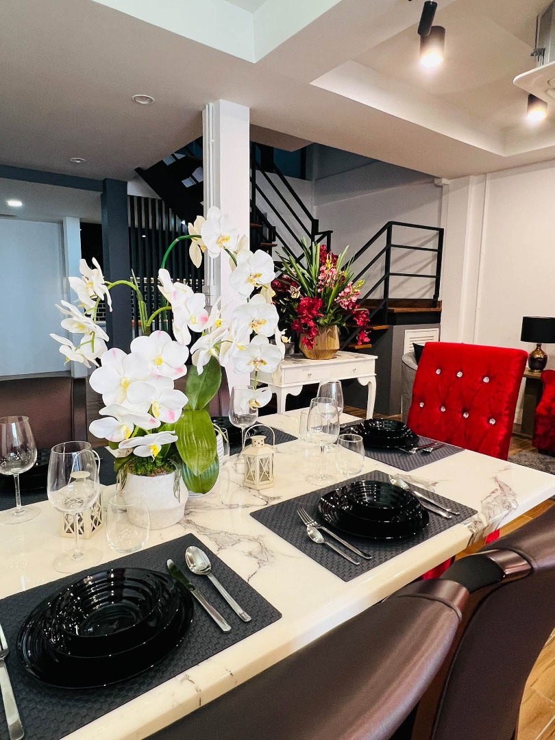 6909-107 3-Storey Townhome for Rent in Ekamai-Thonglor, BTS Ekamai
