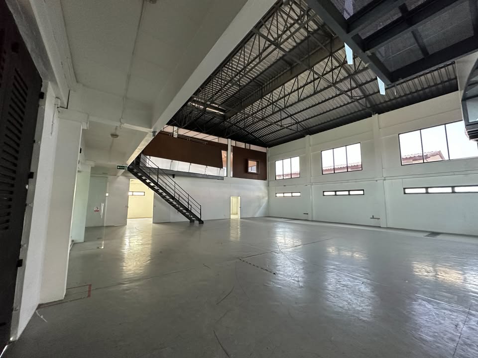 6909-109 ขาย โกดัง/โรงงาน พร้อมอาคารสำนักงาน รีโนเวทแล้ว ปุณณวิถี สุขุมวิท101 BTS ปุณณวิถี