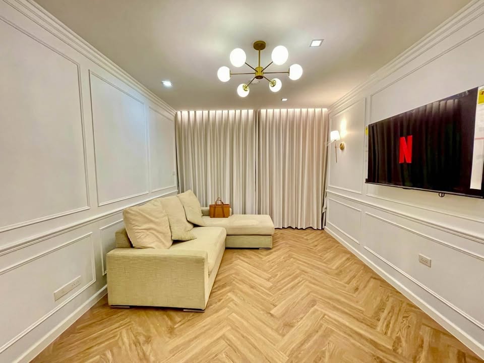 6910-044 Condo for Rent in Sarasin-Langsuan-Chidlom, at Noble Ambience Sarasin, BTS Ratchadamri