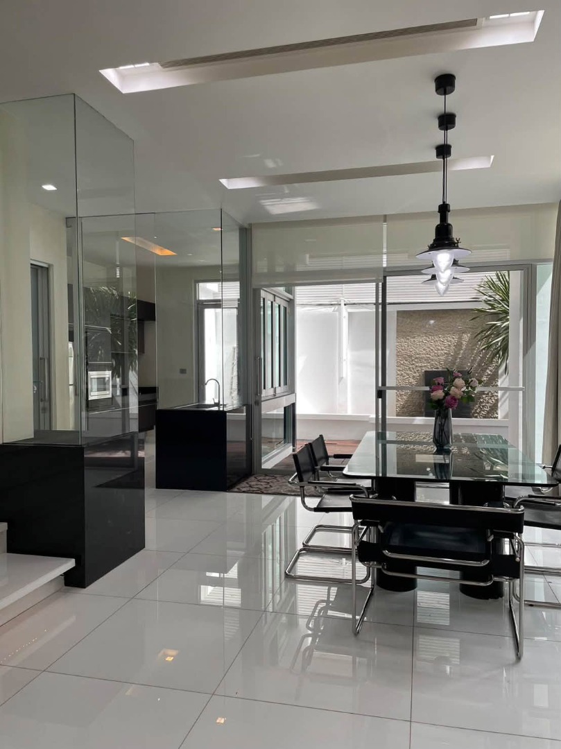 6910-056 Townhome for Rent in Ratchada-Ladprao, at The LANDMARK Residence, MRT Ladprao
