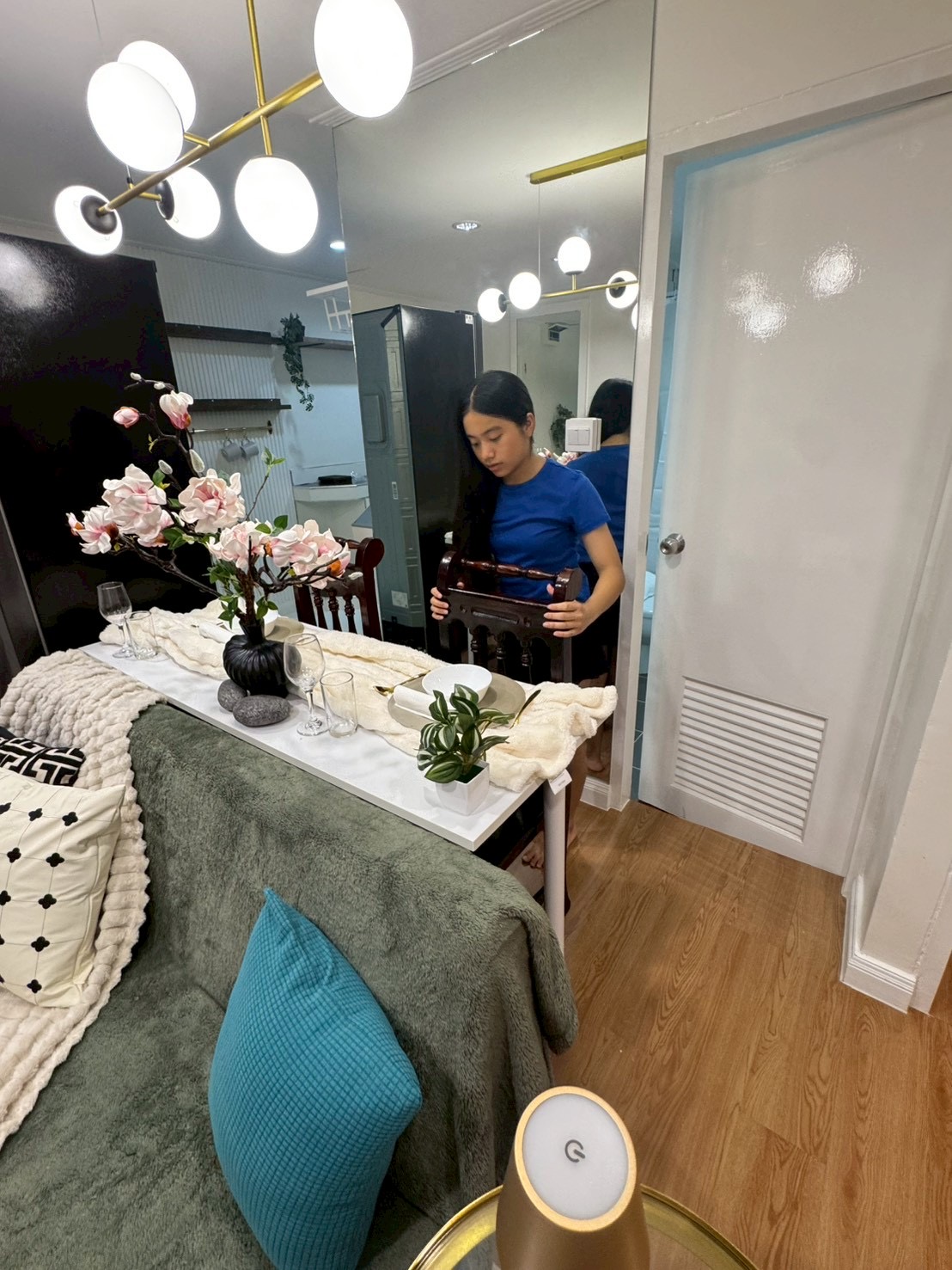 BTS(Prakanong) 10mins walk Just renovated 2 b/r pet friendly(cat)