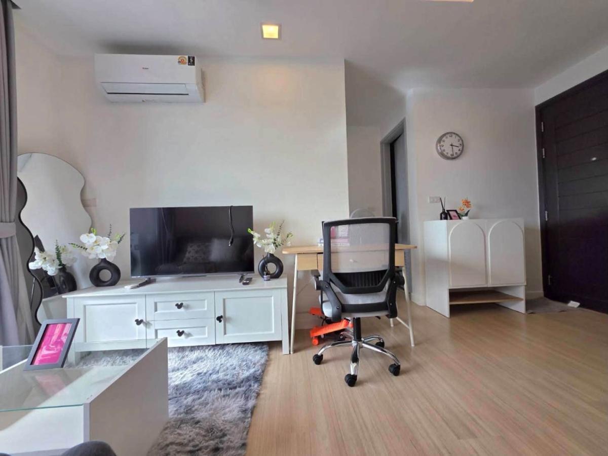6910-083 condo for Rent at THRU THONGLOR, Petchburi-Thonglor area. High floor 