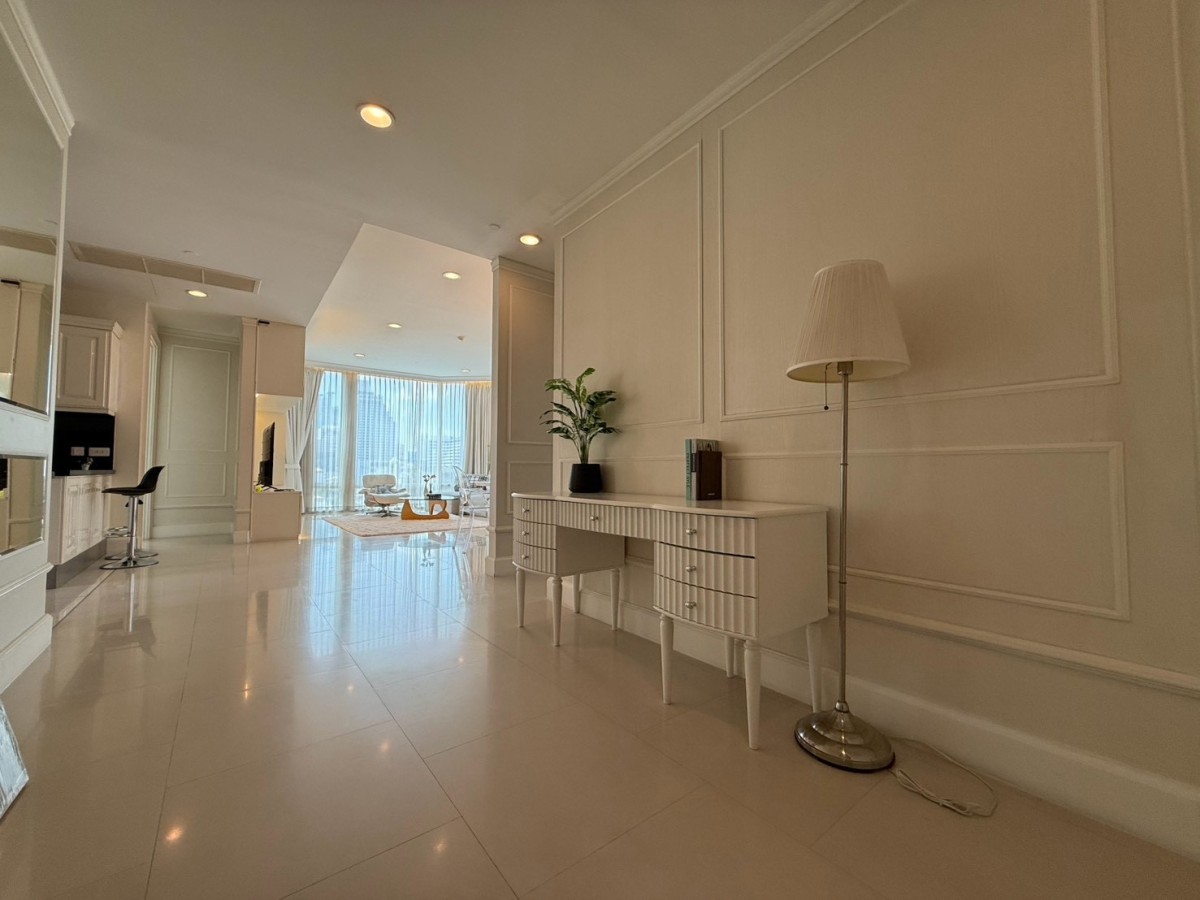 🏡✨ 3 Bedrooms for rent at Royce Private Residence - Sukhumvit 31 , Bts Asoke